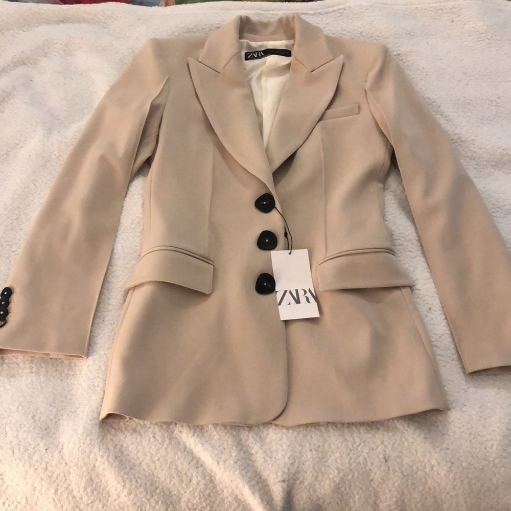 ZARA Buttoned Blazer with Darts
